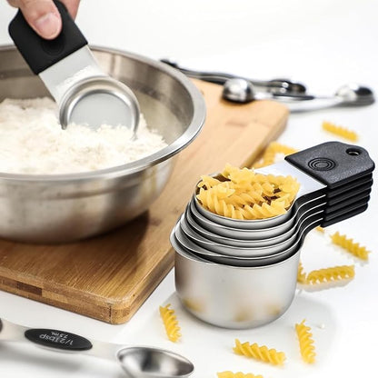 Magnetic Measuring Cups,Stainless Steel Kitchen Aid Cups Measuring set for Liquid & Dry Ingredient,Easy to Read Dishwasher Safe 6 Pcs Black