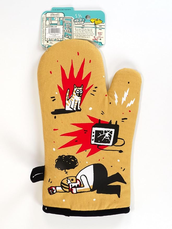 Blue Q It's a Great Day to Yell at Football Funny Oven Mitts - Cute Oven Mitts, Home Kitchen Gifts, Cooking Accessories, Super-Insulated Quilting, Natural-Fitting, 100% Cotton, Size 12.5" L x 7.5" W