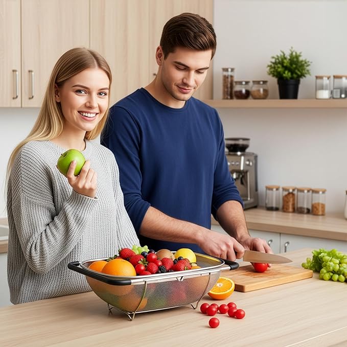 Suwimut 2 Pack Over the Sink Oval Colander for Kitchen, Stainless Steel Fine Mesh 6 Quart Strainer Basket with Expandable Rubber Grip Handles for Straining, Draining, Rinsing Fruits, Vegetables - Image 6