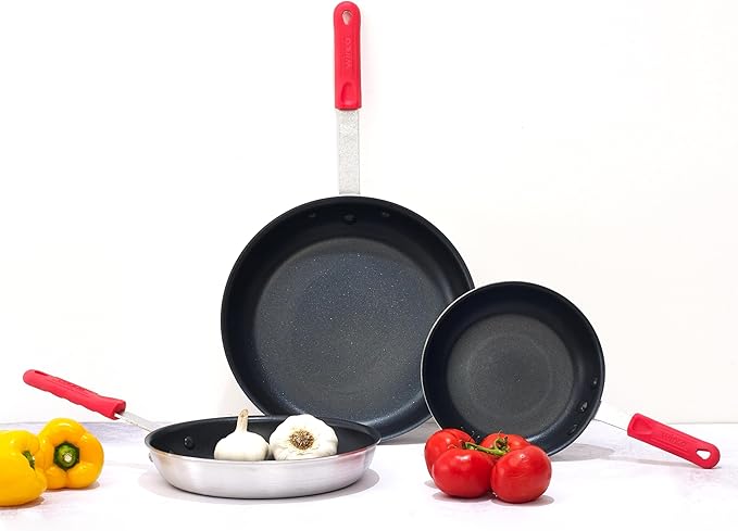 Winco Commercial-Grade Aluminium Fry Pan/Skillet, Non-Stick Finish with Cool Touch Handle, 8" - Image 8