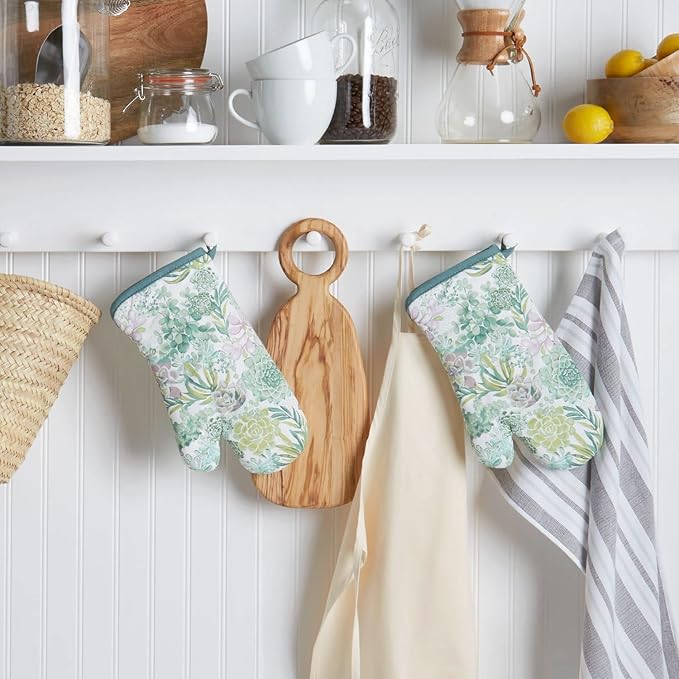 Martha Stewart Succulents Oven Mitt 2-Pack Set, Green, 7"x13" - Image 2