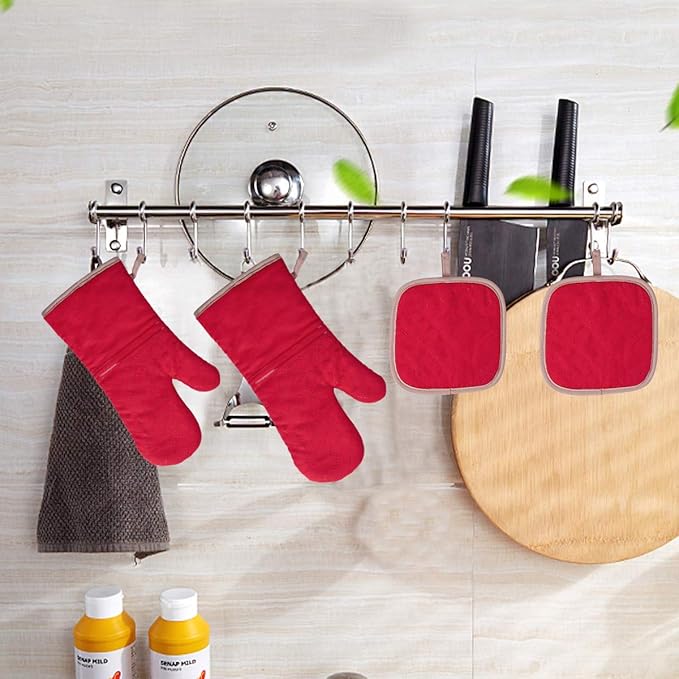 4Pcs Oven Mitts and Pot Holders Set, 572F Heat Resistant Oven Glove, Soft Cotton Lining with Non-Slip Surface for Kitchen Baking BBQ (Red) - Image 5