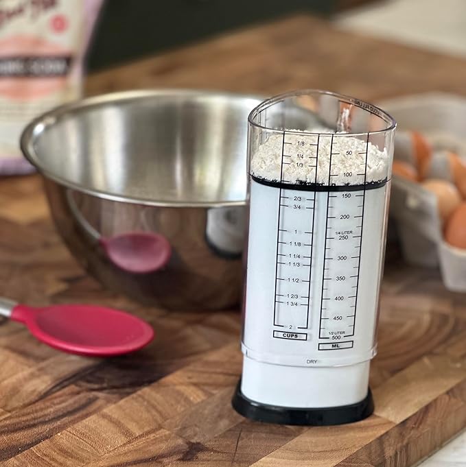 KitchenArt Pro Adjustable Measuring Set, Includes Adjustable Tablespoon, Teaspoon, and 2 Cup Measuring Cup - Image 3