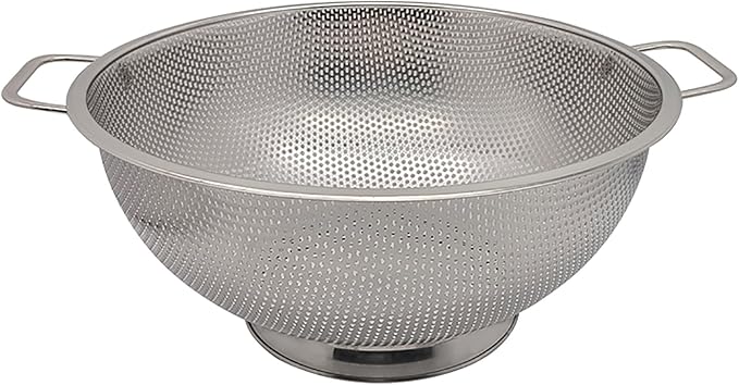 Fox Run Large Stainless Steel Colander, 5 Quart Pasta Strainer With Handles, 11” x 13.5” x 5” by foxrunbrands
