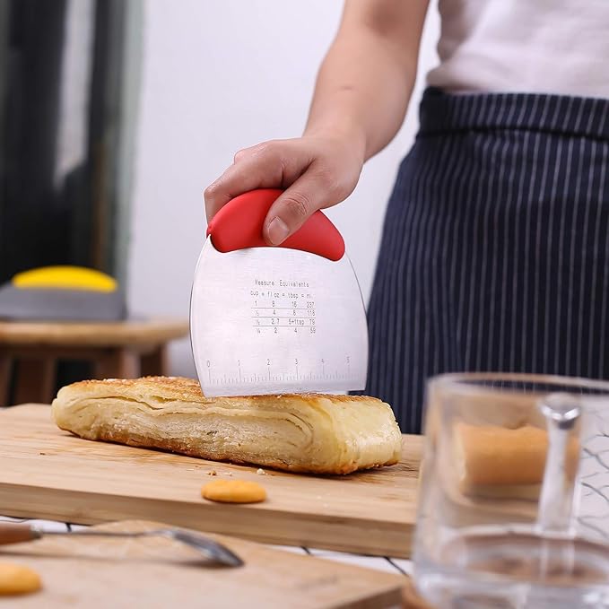 1 pcs Dough Pastry Scraper Chopper/Stainless Steel Dough Scraper Cutter with Ergonomic Rubber Non-Slip Grip/Dough Scraper Cutter/Pro Pastry Pizza Cutter Chopper (Red) - Image 3