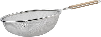 Winco Strainer with Single Fine Mesh, 8-Inch Diameter, Medium, Stainless Steel, Tan,Silver by Winco