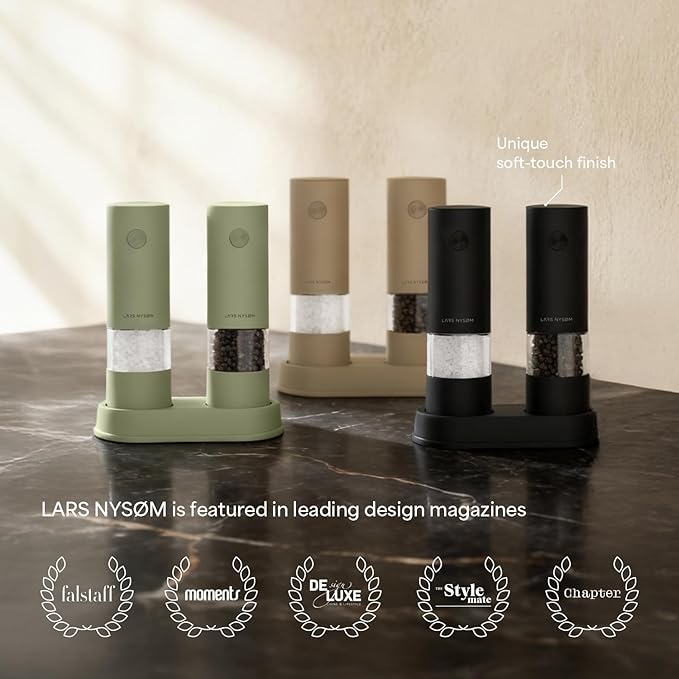 LARS NYSØM Electric Salt and Pepper Grinder Set I Automatic Salt and Pepper Mills with Adjustable Ceramic Grinder I AAA-Battery Operated Electric Spice Mill Set (Taupe Brown)
