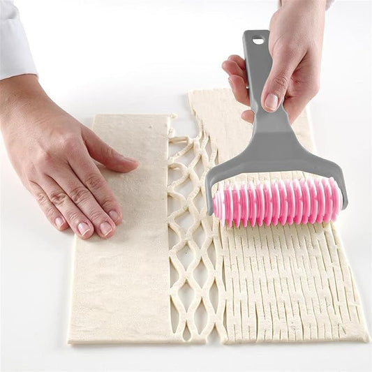 Pastry Lattice Roller Cutter, Pastry Cutter Roller DIY Baking Tool for Dought Cookie Pie, Crust Pastry Wheel for Cutting, Baking & Cooking Tool for Apple Pie Crust or Ravioli Pasta by Ginfonr