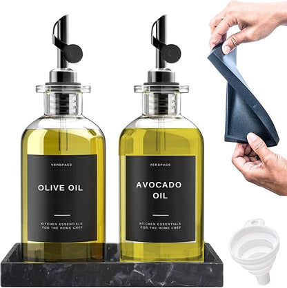 Verspace - Clear Glass Olive Oil Dispenser Bottles For Kitchen With Silicone Tray & 40 Labels, Soy Sauce Dispenser, Coffee Syrup Dispenser, Olive Oil Bottles Set Of 2, Black by Verspace