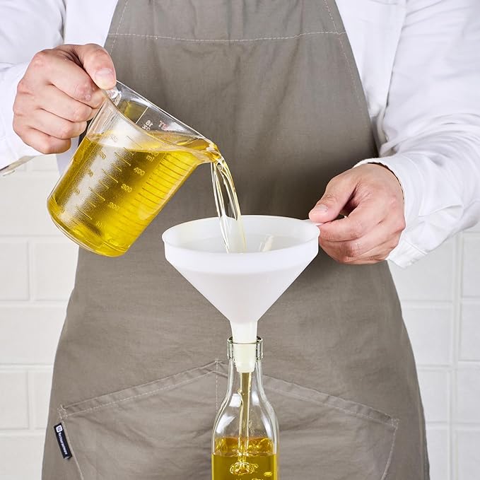 Restaurantware-Met Lux 16-ounce Plastic Funnel, 1 Plastic Funnel - Precise Spout, White Pouring Tool, Wide Spout, For Transferring Ingredients - Image 5