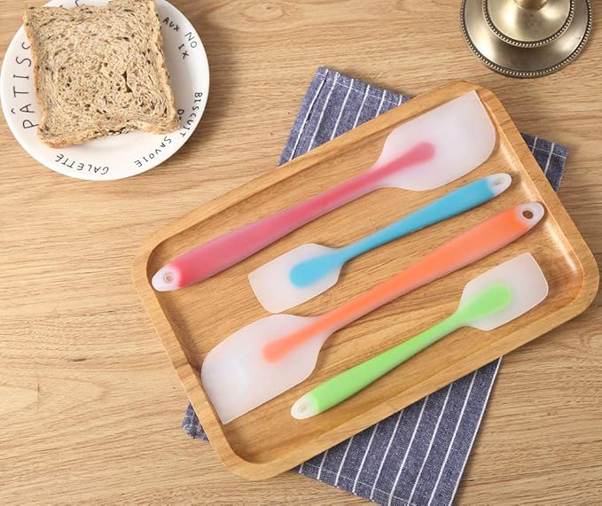 HiramWare Silicone Spatula Set of 4 - Heat Resistant Flexible Spatula 450F with Stainless Steel Core - Food Grade Premium Good Grip Kitchen Utensils - Seamless, Heavy Duty, BPA Free, Dishwasher Safe - Image 6
