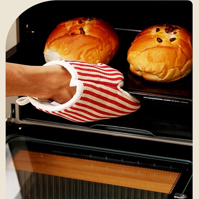 Mini Oven Mitts, Kitchen Oven Gloves Kitchen Mittens 500 Degrees Heat Resistant Baking Gloves with Hanging Loops Hot Gloves for Cooking, Baking (red) - Image 9