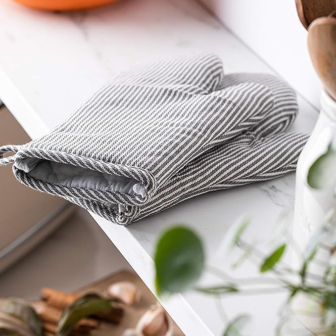 4Pcs Oven Mitts and Pot Holders, Heat Resistant Oven Mitts Set with Pothholder,Heat Resistant Microwave Gloves Safe for Baking,Cooking, BBQ - Image 7
