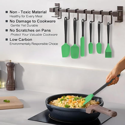 Silicone Spatula Set, 6 Pieces Food Grade Kitchen Utensils with Silicone Brush Heat Resistant Dishwasher Safe BPA-free Rubber Spatula for Scraping, Baking, Cooking, Mixing (Green)
