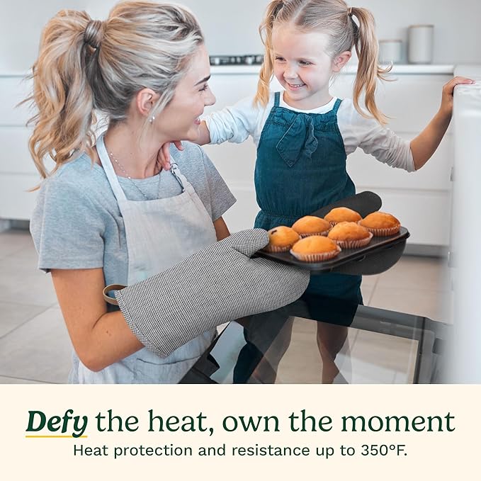 Cuisinart Kitchen Oven Mitts – Heat-Resistant Kitchen Mitts for Oven with Non-Slip Neoprene Palm, Long Cuff, and Cotton Filling – Durable Oven Gloves for Cooking, Baking, & Grilling - Image 2