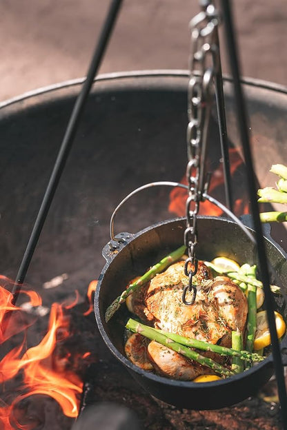Stansport Pre-Seasoned Cast Iron Dutch Oven