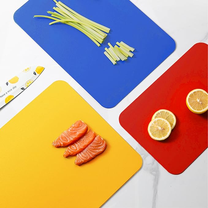 WK Flexible Plastic Cutting Boards for Kitchen Set of 3, Non slip Cutting Mats, Colorful Thin Cutting Sheets for Meat, BPA Free, Dishwasher Safe - Image 5