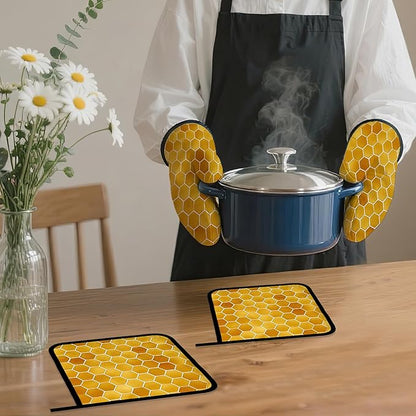 Honeycomb Oven Mitts and Pot Holders Set,Bee Kitchen Decor Heat Resistant Non Slip Hot Pads and Oven Mitt for Chef Cooking Baking BBQ Mom Girl Gifts(4 Piece Set)
