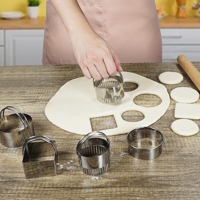 Biscuit Cutter Set for baking 2inch 2.5inch 3inch 3.5inch 4inch 5inch large size Round Metal Baking Rings with handle for Pastry, Biscuits, and Dough Cutting 6pcs set GIFT Package