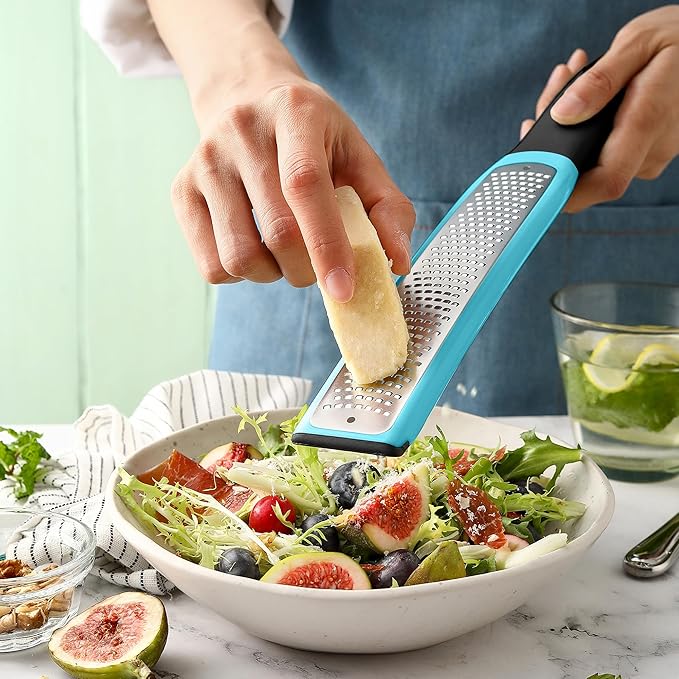 Spring Chef Premium Lemon Zester Grater with Handle - Fruits, Garlic, Chocolate, Ginger Grater - Heavy Duty Kitchen Tool - Stainless Steel Citrus Zester with Blade Cover - Fine Shred - Blue/Black - Image 7