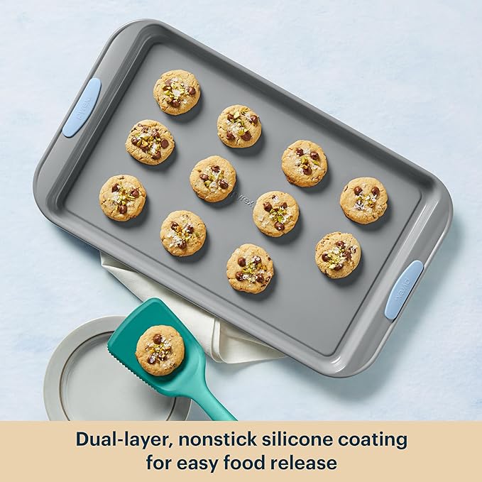 Pyrex 3-Piece Metal Cookie & Muffin Sheet Bakeware Set, Lightweight Stainless Steel Baking Trays with Heatsafe Silicone Handles, Cookie Muffin Sheet Baking Pan, Cerulean