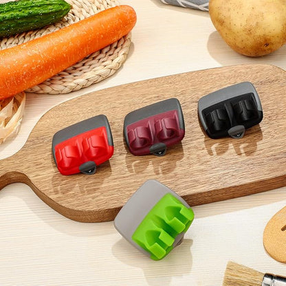 Mudder 4 Pieces Finger Grip Vegetable Fruit Peelers for Kitchen Palm Carrot Potato Peeler with Comfortable Rubber Finger Grip Veggie Peel Tools for Pumpkin Apple Cucumber Kiwi - Image 4