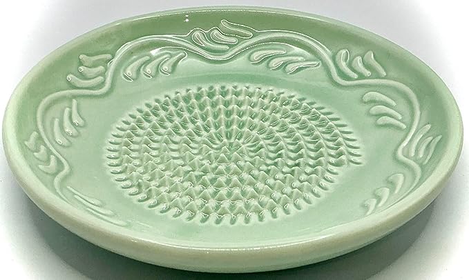 BonCera, All-in-one Premium Ceramic Garlic Grater Plate 4-Piece Set - Turquoise Green Floral Edge Design - For Garlic, Ginger, Chocolate, and more! - Comes with 5" Plate, Peeler, Brush, and Stand