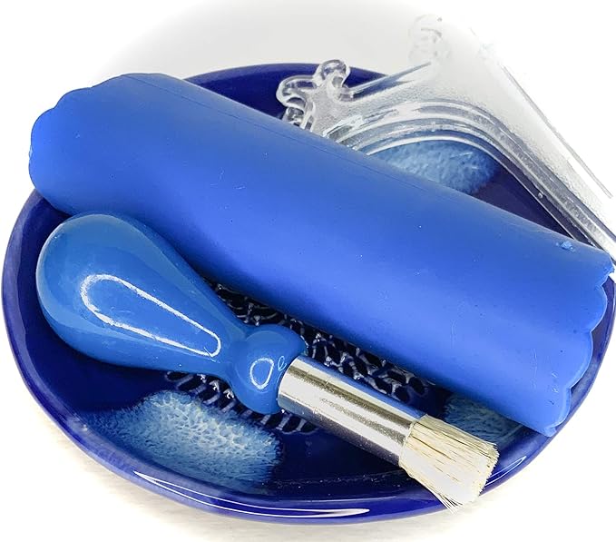BonCera, All-in-one Premium Ceramic Garlic Grater Plate 4-Piece Set - Blue Cross Glazed Design and Style - For Garlic, Ginger, Chocolate, and more! - Comes with 5.25" Plate, Peeler, Brush, and Stand - Image 7