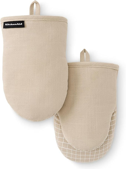 KITCHENAID Gourmet Series Gridlines Mini Oven Mitts 2-Pack Set, Heat Resistant up to 600°F, Soft Silicone Grip, Magnetic Cuff, Milkshake Tan, 5.5"x9" by KitchenAid