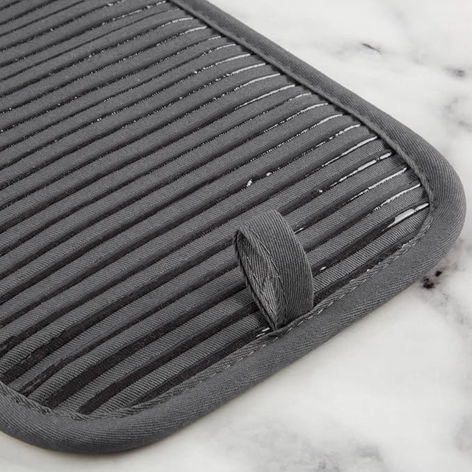 KitchenAid Quilted Cotton Terry Cloth Oven Mitt, Pot Holder, Kitchen Towel 4-Pack Set, Heat Resistant, Silicone Grip, Gift Set, Charcoal Grey, 16"x26", 7"x13" & 7"x10" - Image 6