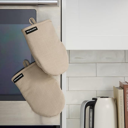 KITCHENAID Gourmet Series Gridlines Mini Oven Mitts 2-Pack Set, Heat Resistant up to 600°F, Soft Silicone Grip, Magnetic Cuff, Milkshake Tan, 5.5"x9" - Image 5