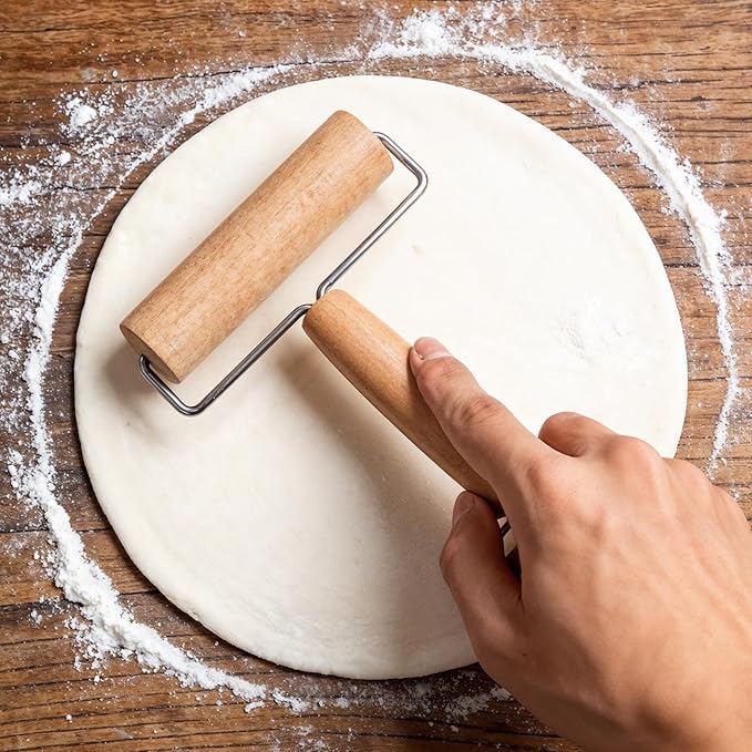 JJUNW Small Rolling Pin, Pizza Dough Roller, Non Stick Wood Pastry Roller, Dough Baker Roller Set for Home Kitchen Baking Cooking(4.4in, 2.87in)