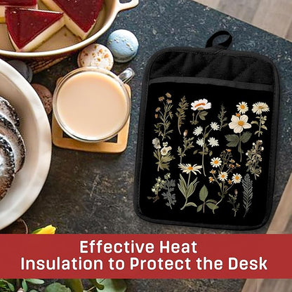 Dark Floral Botanical Pot Holders with Pockets, Cottage Core Kitchen Decor, Rustic Daisy Flower Plant Oven Pot Holders Heat Resistant Oven Mitts Hot Pads for Kitchen Baking Cooking