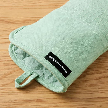 KITCHENAID Gourmet Series Gridlines Oven Mitts 2-Pack Set, Heat Resistant up to 600°F, Soft Silicone Grip, Magnetic Cuff, Pistachio Green, 7"x14"