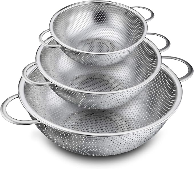 P&P CHEF Colander Set of 3, Stainless Steel Micro-Perforated Colanders Strainers for Draining Rinsing Washing, Ideal for Pasta Vegetables Fruits, Heavy Duty & Dishwasher Safe - 1/3/5 Quart by PPCHEF