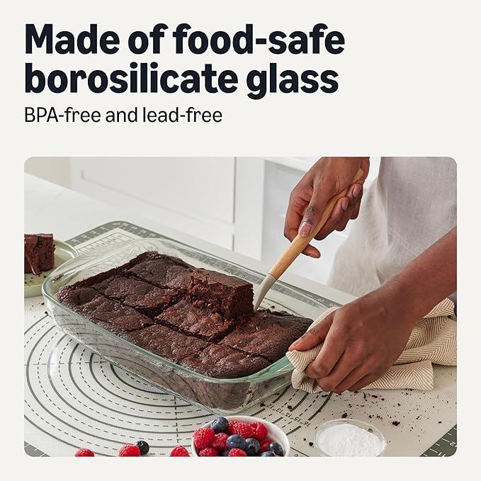Amazon Basics Glass Baking Dishes with BPA-Free Lids, 6-Piece Bakeware Set, Borosilicate Glass, Oven-Safe up to 752°F, Non-Slip and Stackable, Dishwasher-Safe, Linen Gray - Image 3