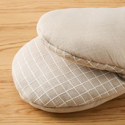 KITCHENAID Gourmet Series Gridlines Mini Oven Mitts 2-Pack Set, Heat Resistant up to 600°F, Soft Silicone Grip, Magnetic Cuff, Milkshake Tan, 5.5"x9" - Image 3