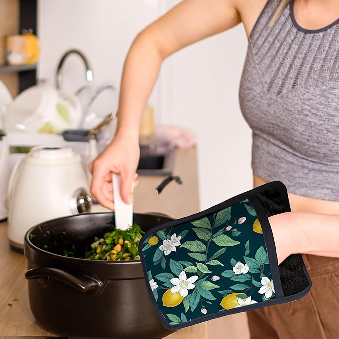 Dark Green Lemon Floral Pot Holders with Pockets, Rustic Botanical Lemon Fruit Oven Pot Holders Heat Resistant Oven Mitts Hot Pads for Kitchen Baking Cooking