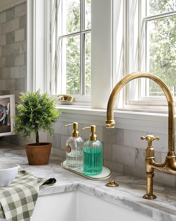 JASAI 18Oz Glass Soap Dispenser with Golden Pump for Kitchen,Refillable Liquid Hand soap Dispenser with Vertical Stripe, Clear Soap Dispenser Bathroom for Hand soap, Dish Soap, Lotion - Image 4