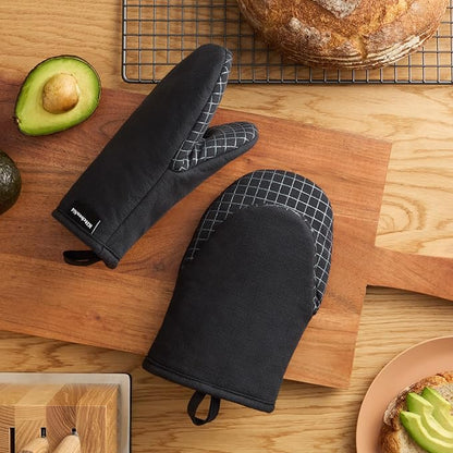 KITCHENAID Gourmet Series Gridlines Mini Oven Mitts 2-Pack Set, Heat Resistant up to 600°F, Soft Silicone Grip, Magnetic Cuff, Matte Black, 5.5"x9" - Image 2