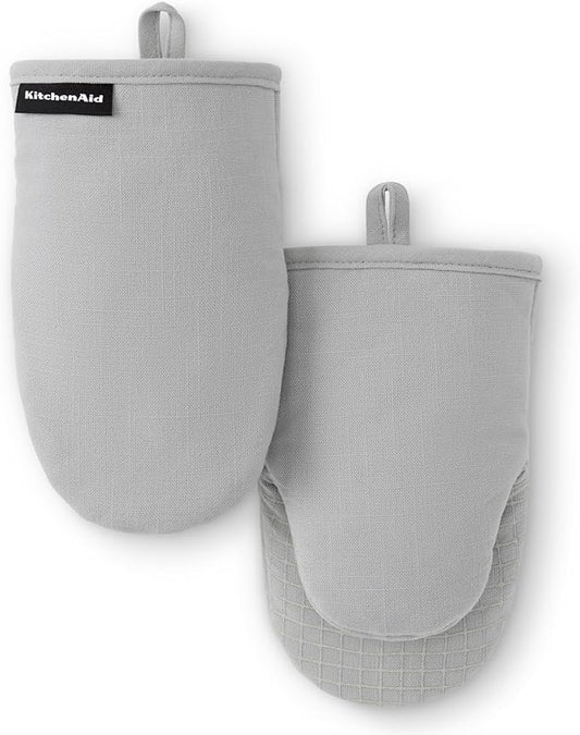 KITCHENAID Gourmet Series Gridlines Mini Oven Mitts 2-Pack Set, Heat Resistant up to 600°F, Soft Silicone Grip, Magnetic Cuff, Matte Grey, 5.5"x9" by KitchenAid
