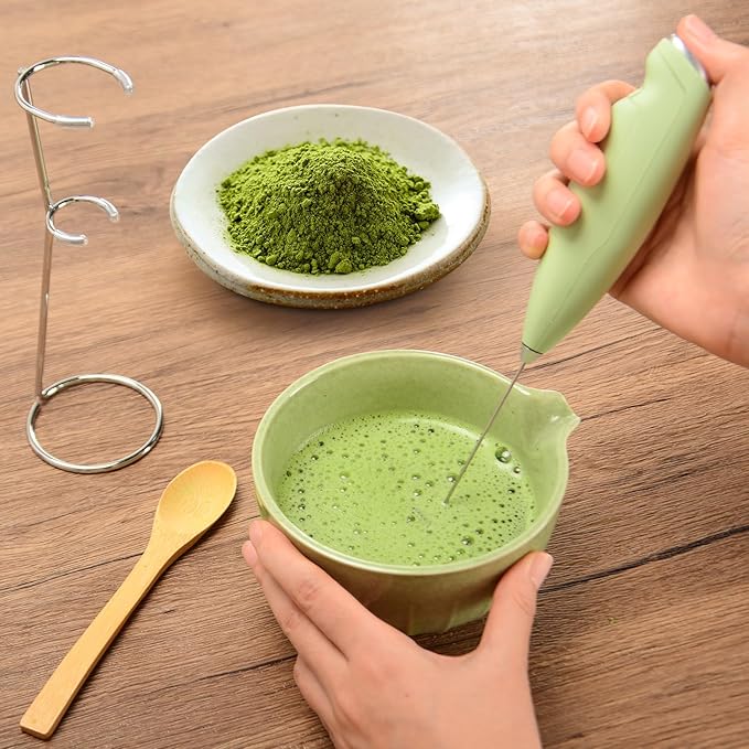 Electric Matcha Whisk Set 4 PCS Matcha Making Kit Powder Mixer Electric Milk Frother Traditional Tea Scoop Chashaku, Spoon, Sifter, Durable Coffee Stirrers Maker Tools Gift for Lovers Beginner