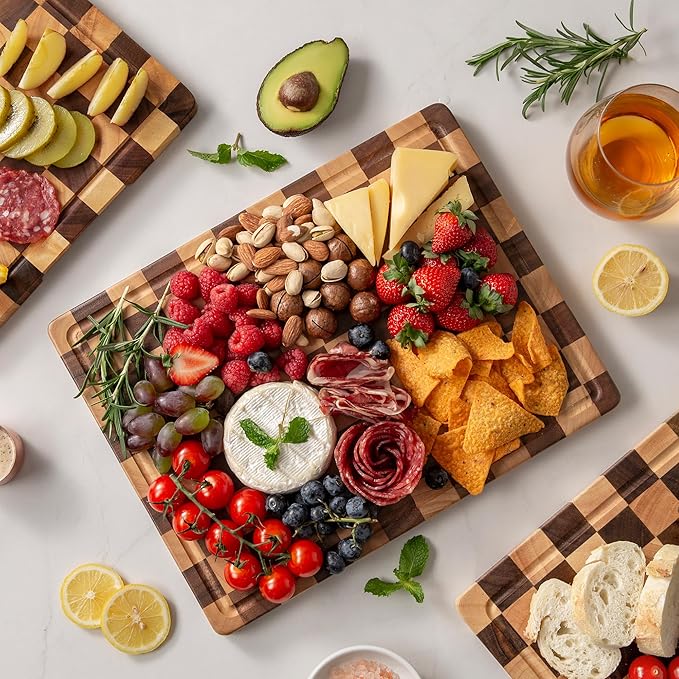 Checkered Cutting Boards for Kitchen, Wooden Cutting Board Set, Acacia Chopping Board with Juice Grooves & Handles, Butcher Block Serving Tray for Meat, Vegetables and Fruits, 3pcs - Image 6