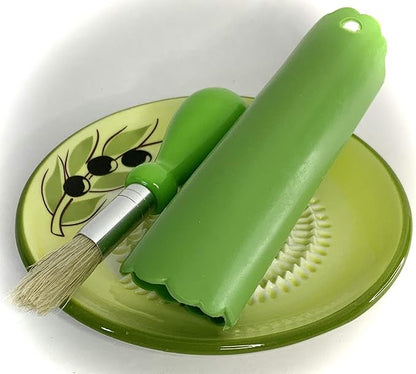 BonCera, All-in-one Premium Ceramic Garlic Grater Plate 4-Piece Set - Yellow Olive Design, Classic Style - For Garlic, Ginger, Chocolate, and more! - Comes with 5.25" Plate, Peeler, Brush, and Stand