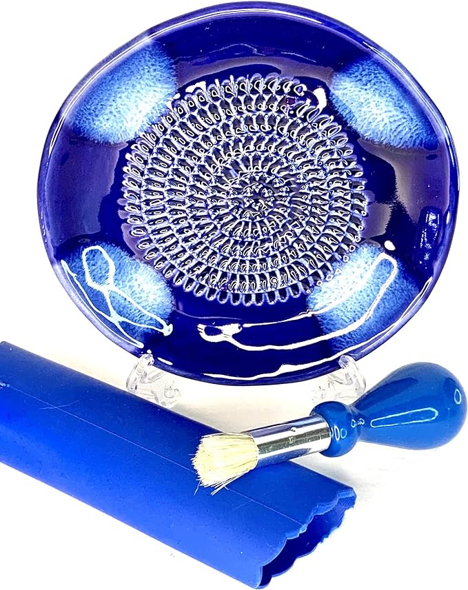 BonCera, All-in-one Premium Ceramic Garlic Grater Plate 4-Piece Set - Blue Cross Glazed Design and Style - For Garlic, Ginger, Chocolate, and more! - Comes with 5.25" Plate, Peeler, Brush, and Stand - Image 5