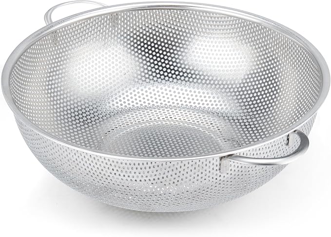 Gulex Colander Stainless Steel 5-Quart, Metal Strainers with Base, Strainer for Kitchen Food, Dishwasher Safe by Gulex
