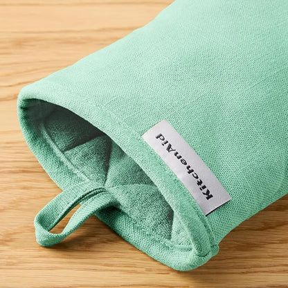 KITCHENAID Gourmet Series Gridlines Mini Oven Mitts 2-Pack Set, Heat Resistant up to 600°F, Soft Silicone Grip, Magnetic Cuff, Color of The Year, Spearmint, 5.5"x9" - Image 6