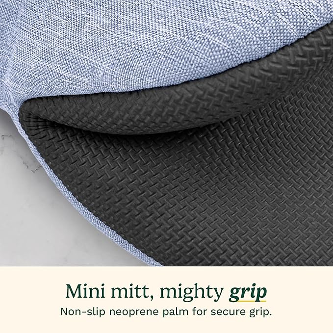 Cuisinart Mini Oven Mitts – 5.5” x 7” Heat-Resistant Kitchen Mitts for Oven with Non-Slip Neoprene Palm, Cotton Filling, and Fabric Loop – Durable Oven Mitt Set for Cooking & Baking (Chambray) - Image 4