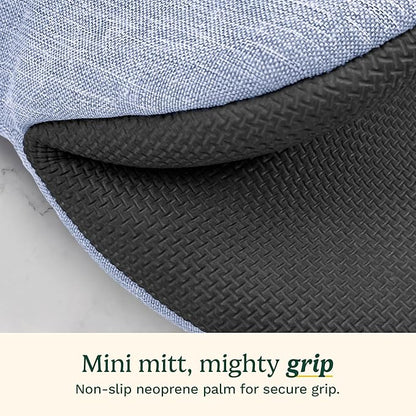 Cuisinart Mini Oven Mitts – 5.5” x 7” Heat-Resistant Kitchen Mitts for Oven with Non-Slip Neoprene Palm, Cotton Filling, and Fabric Loop – Durable Oven Mitt Set for Cooking & Baking (Chambray) - Image 4