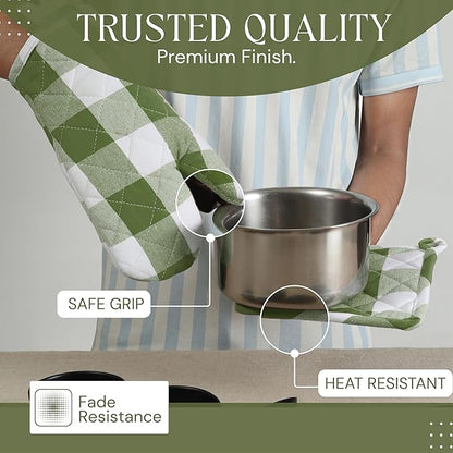 Buffalo Plaid Check Oven Mitts and Pot Holders Set, 100% Cotton, Heat Resistant, 2 Oven Gloves (7x13 Inches) and 2 Hot Pads (8x8 Inches) for Cooking and Baking, Mint Green White